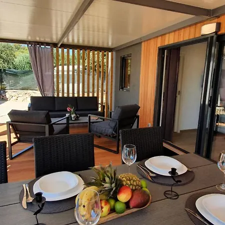 Parque de vacaciones Beachfront Bliss - Vortex2vb Tisno