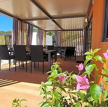 Parque de vacaciones Beachfront Bliss - Vortex2vb Tisno