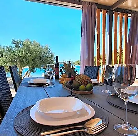Parque de vacaciones Beachfront Bliss - Vortex2vb Tisno