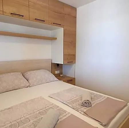 Parque de vacaciones Beachfront Bliss - Vortex2vb Tisno