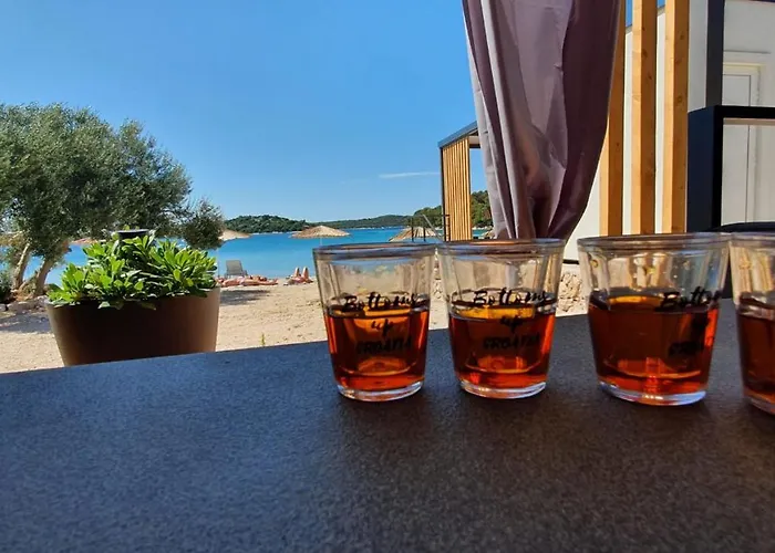 Beachfront Bliss - Vortex2vb