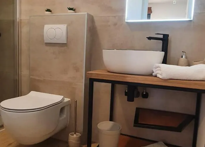 Beachfront Bliss - Vortex2vb * Tisno