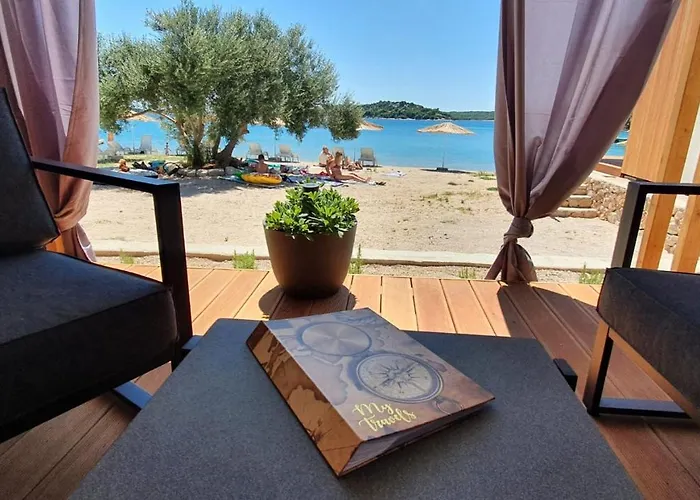 Beachfront Bliss - Vortex2vb