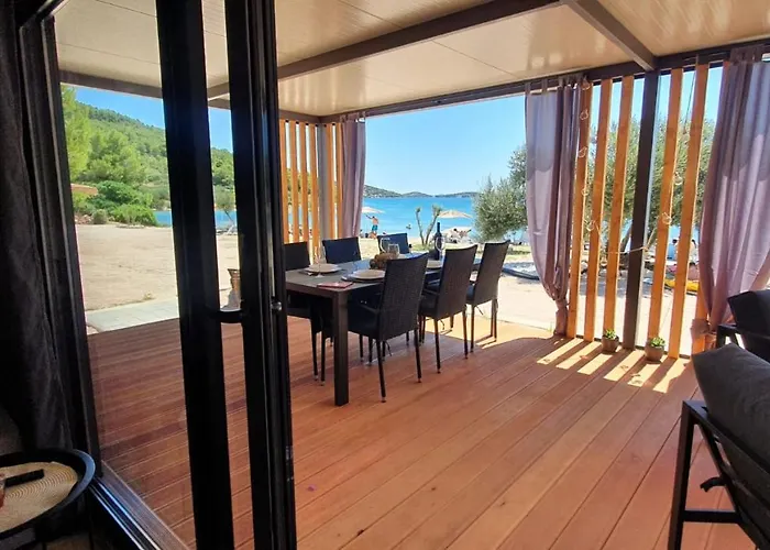 Beachfront Bliss - Vortex2vb *