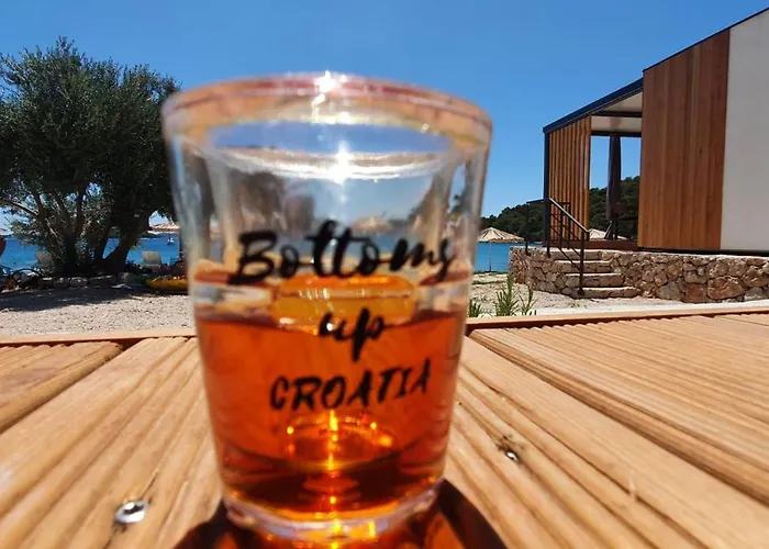 Beachfront Bliss - Vortex2vb Park za odmor Tisno